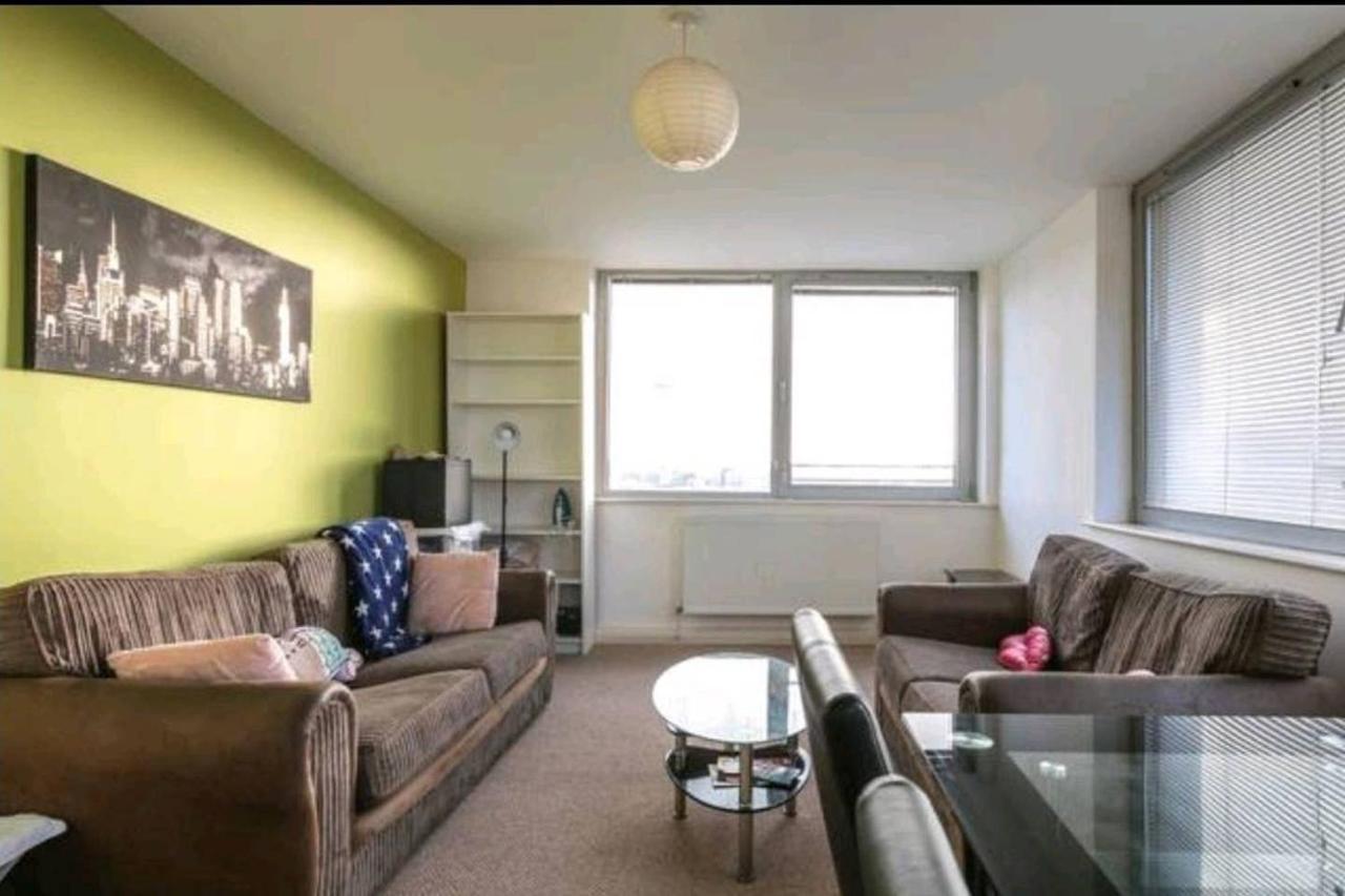 Large 3 Bedrooms In Liverpool City Centre, Free Parking Exteriör bild