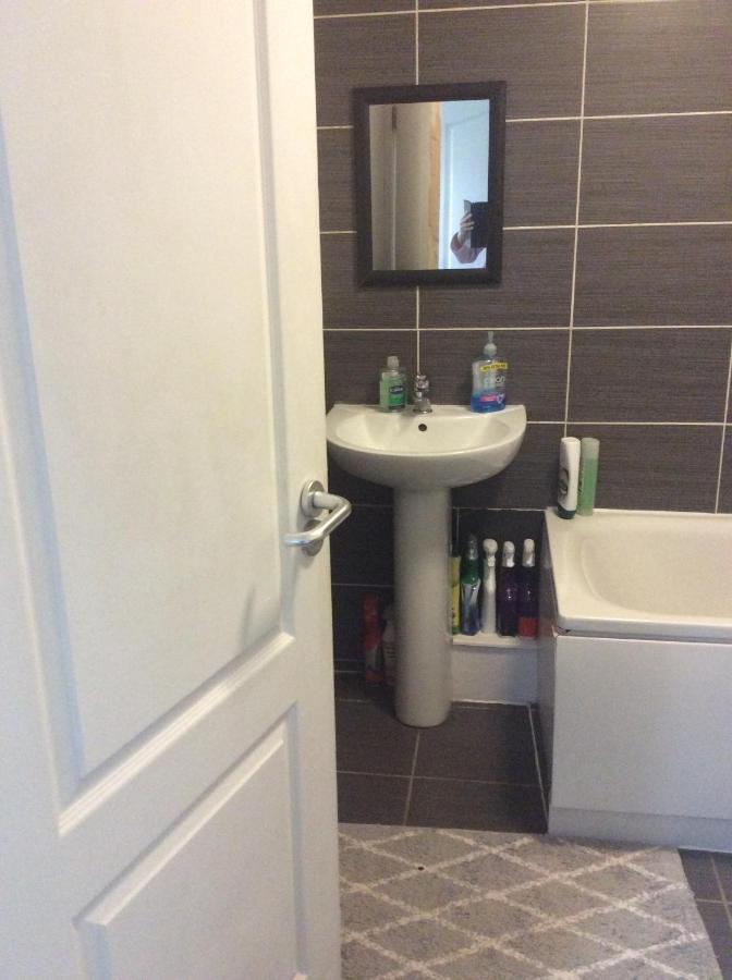 Large 3 Bedrooms In Liverpool City Centre, Free Parking Exteriör bild